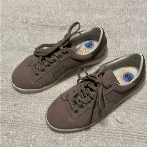 SAM EDELMAN Taupe Marquette Lace Up Casual Sneaker - Picture 5 of 6